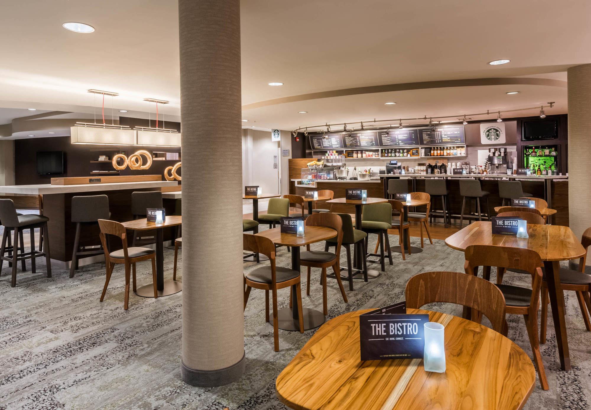 Отель Courtyard By Marriott Providence Линкольн Экстерьер фото